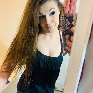 Meet your Posher, Kelsey elaine